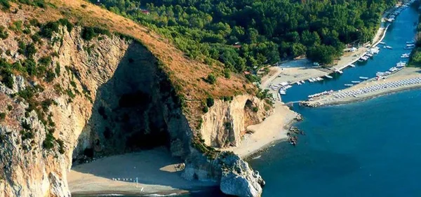 panorama bau bau beach